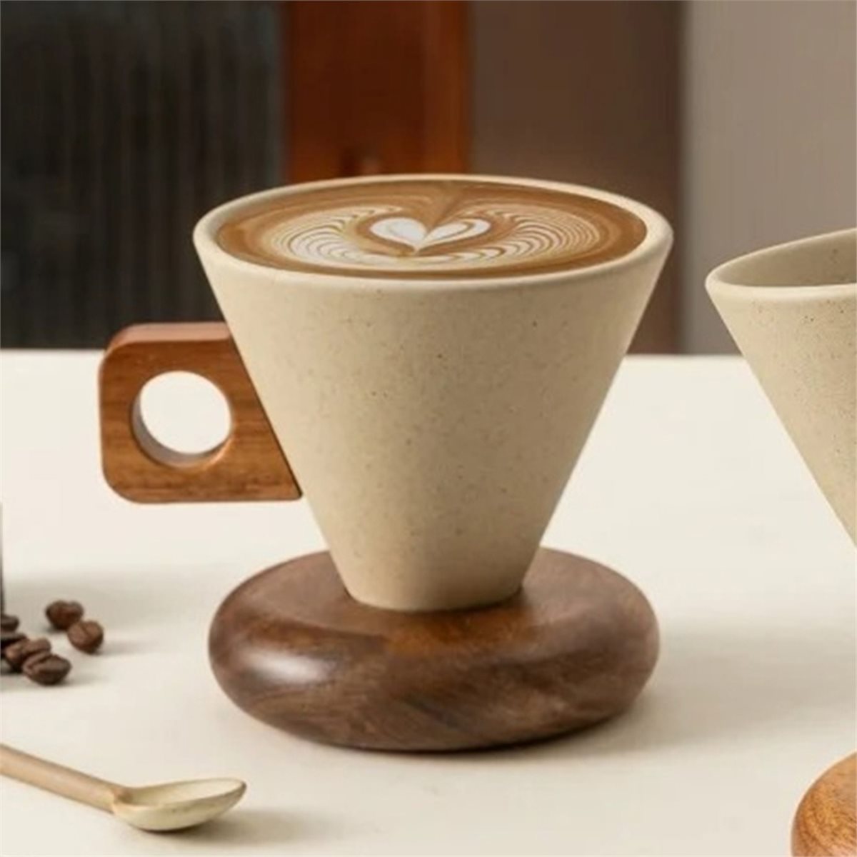 Ceramic Coffee Cup& Wood Base  - đánh giá và giá Coffee & Tea Phúc Long